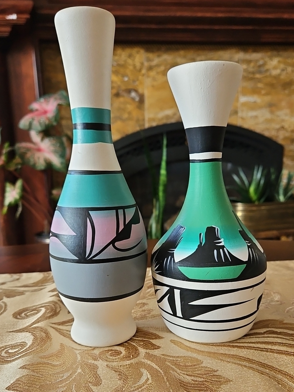 Vintage Handcrafted & Signed Art Pottery Native American Navajo Diné Vases
